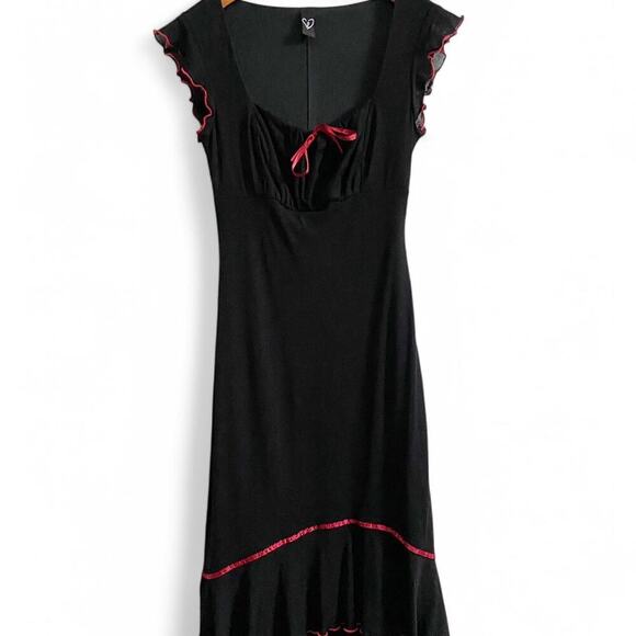 Other Dresses & Skirts - Black and red mini dress